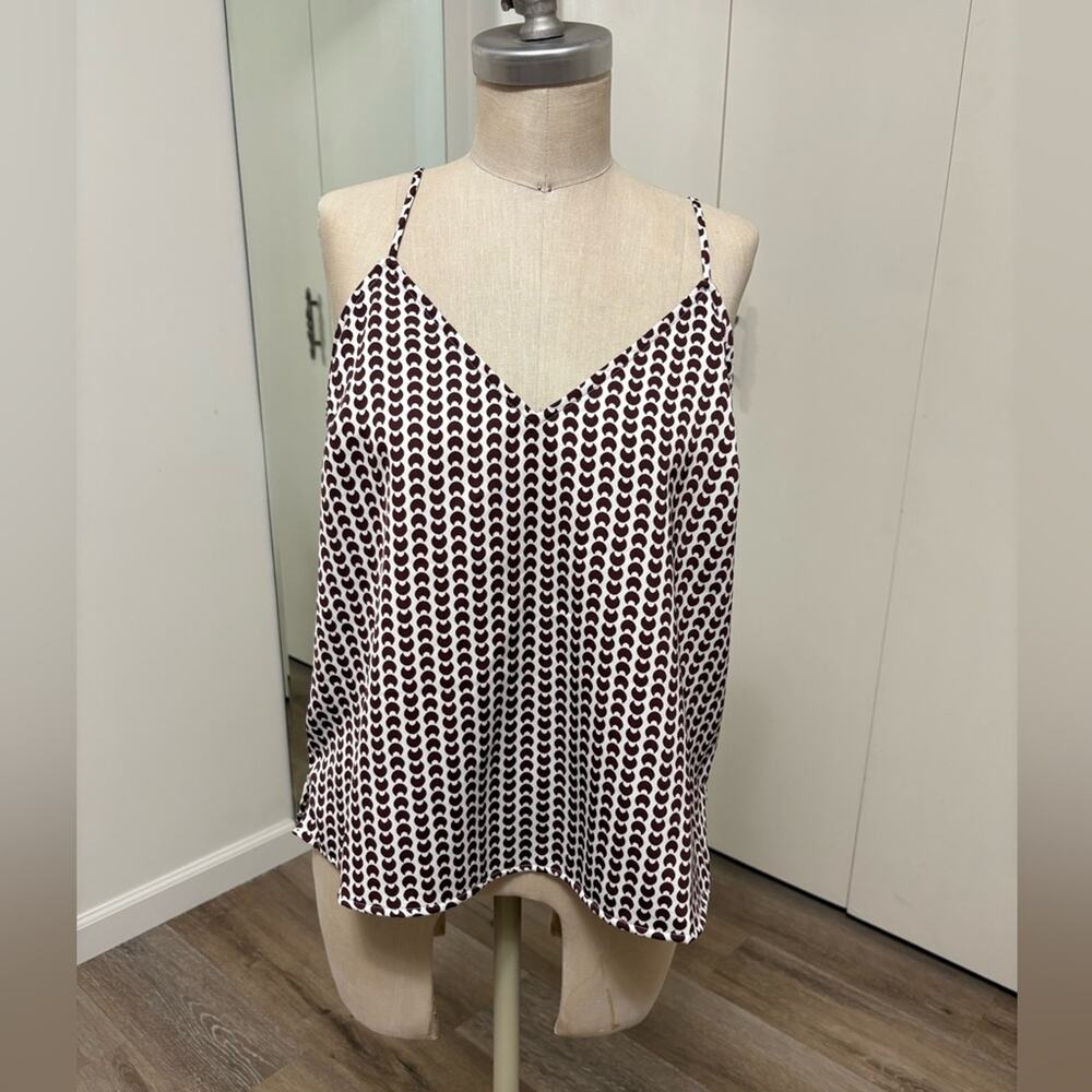 A New Day Brown and White Patterned V-Neck Strap Women's Top Medium
